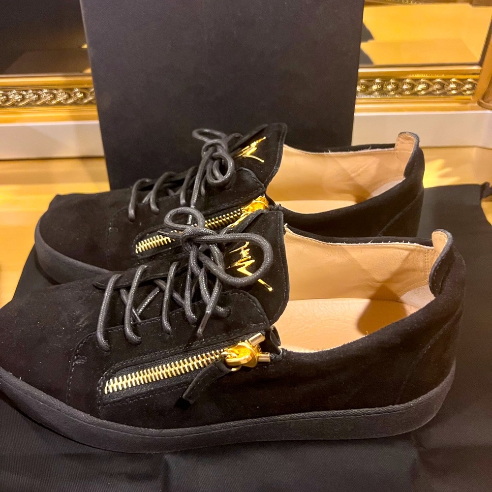 Giuseppe Zanotti Black Suede Low Top with Gold Trim Sneaker.Size 43.US Size 10